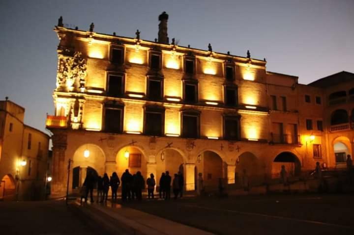 Apartamento Turistico La Victoria 트루히요 외부 사진